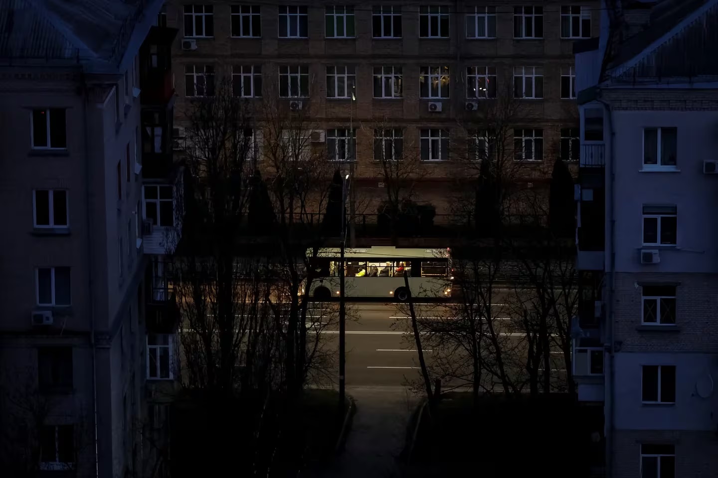 kiev sin luz por bombardeos