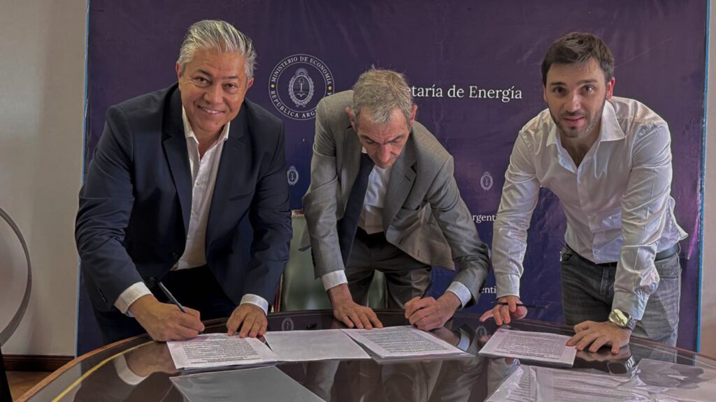 firma acuerdo gasoducto cordillerano figueroa y nacion